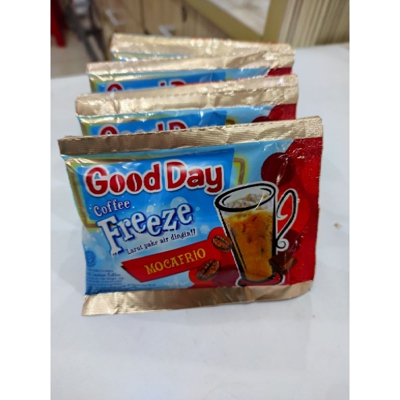 

Kopi Good Day Freeze Mocafrio 30g (Isi 10)