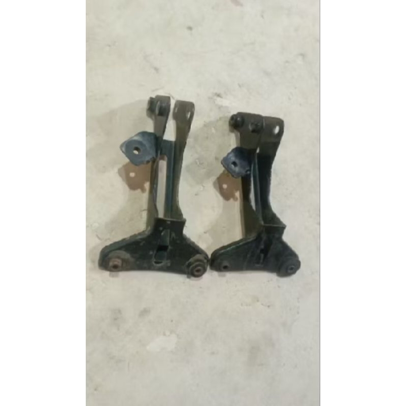 DUDUKAN TAMENG DEPAN HONDA BEAT KARBU COPOTAN ORIGINAL