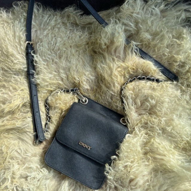 [PRELOVED] DKNY Luxury Sling bag