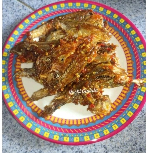 

Ikan Asin Balado pedas Manis Crispy Krispi