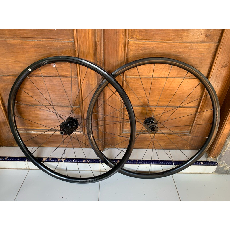 Wheelset Giant PR2 700c lepasan Giant LIV avail Roadbike/Gravel Discbrake