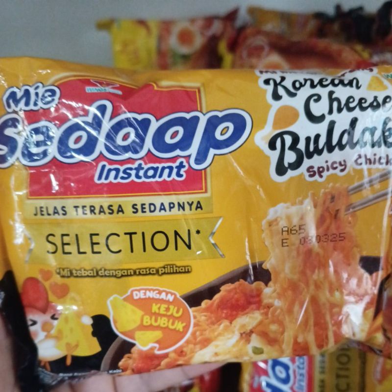 

Mie sedap goreng rasa Korean cheese buldak