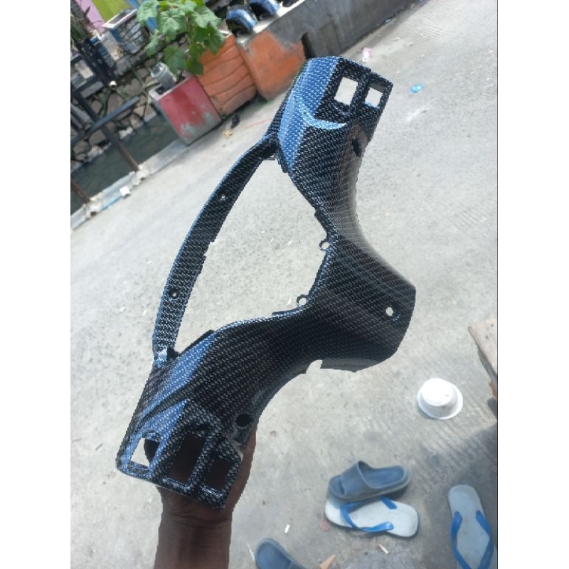 batok belakang supra x 125 karbon