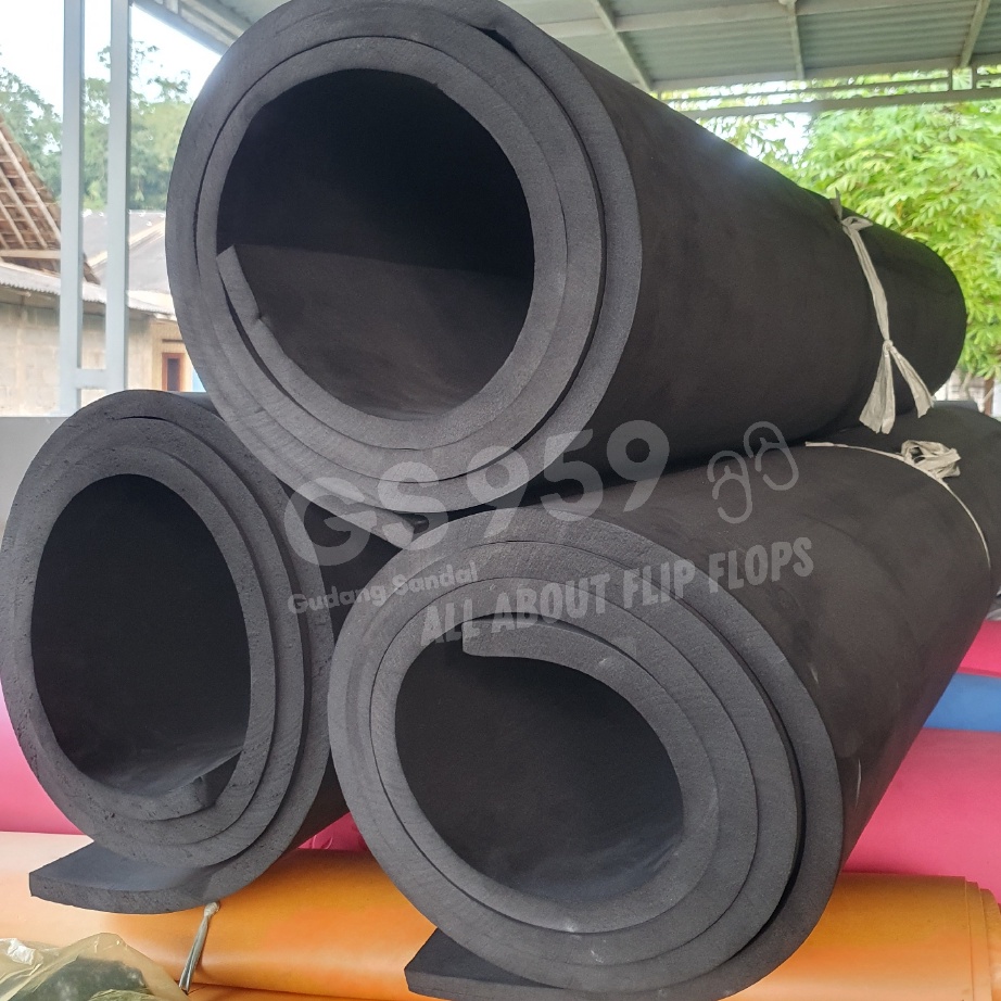 KI3 SPON ATI  BUSA ATI TEBAL 15 CM BENTUK LEMBARAN BESAR WARNA HITAM