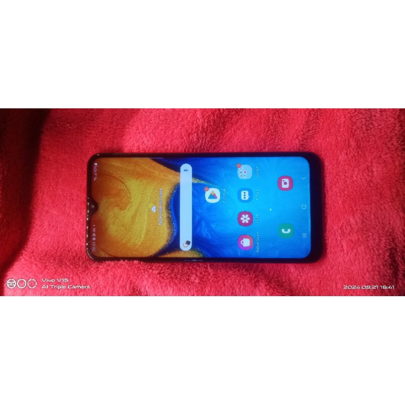 Samsung a20 second