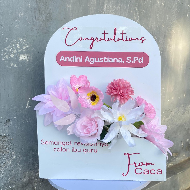 

Flower box 30x40 Cm flowers box flowerbox flowersbox kado wisuda buket wisuda kado giftbox gift box ucapan wisuda papan ucapan
