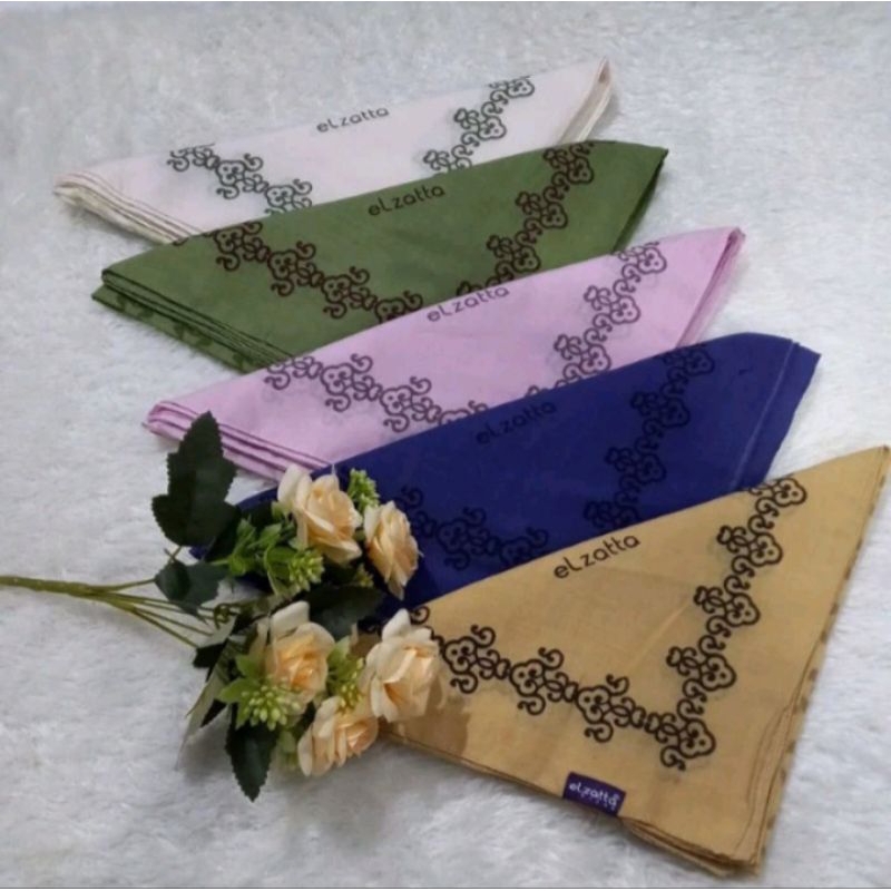 ELZATTA HIJAB SEGIEMPAT KAILA DAIRA
