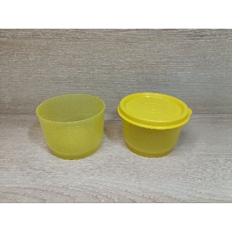 Tupperware Snack Cup