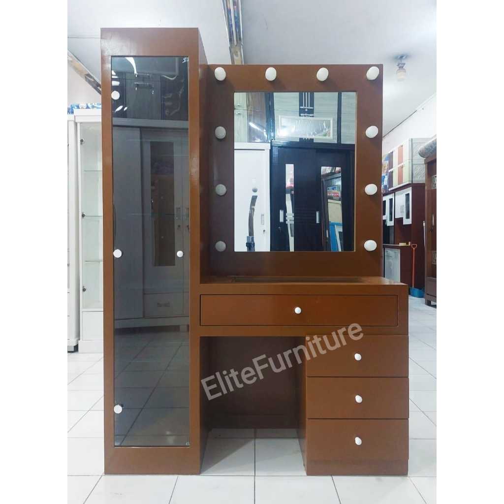 Meja Rias Full Hambalan Lampu / Meja Rias Samping Tas