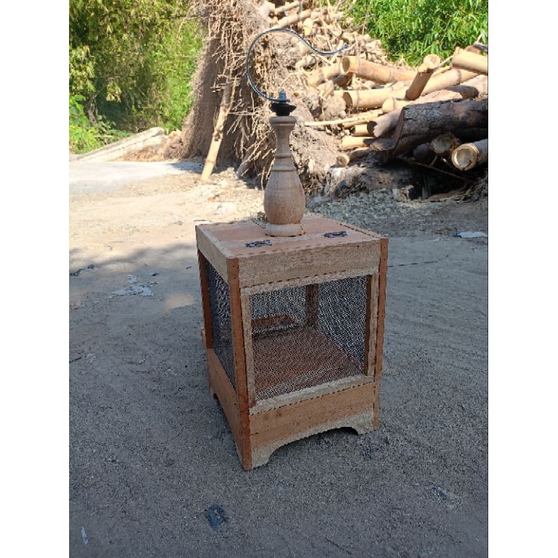 kandang jangkrik dan uler bahan kayu