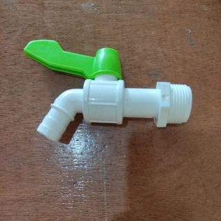 Keran Air Ukuran 3/4 bahan plastik tebal leher panjang ( KERAN AIR )