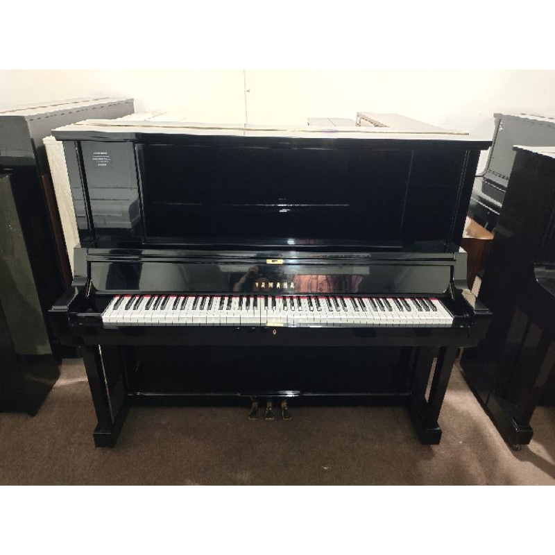 Piano Yamaha YUA Gold Plate