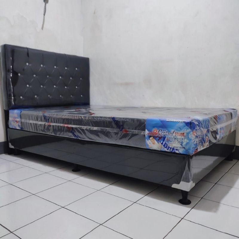 dipan ranjang kayu 160x200