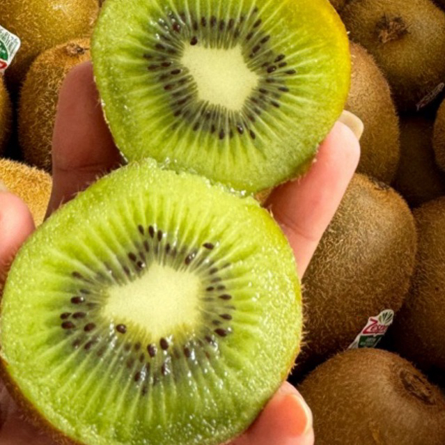 

Kiwi Hijau 1kg