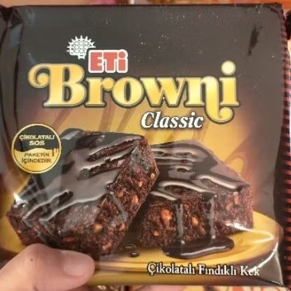 

bolu coklat eti brownie kemasan kurang lebih 500 gr asli dari Turki ready di Indonesia