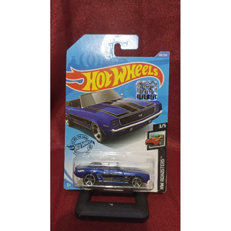 Hot Wheels 69 Camaro SS Convertable Biru