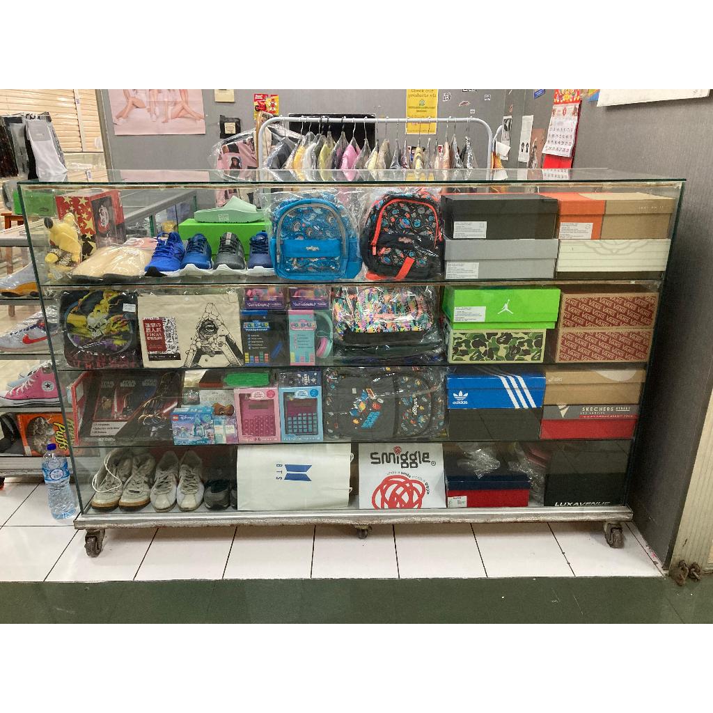 etalase kaca_Panjang 200cm - lebar 50meter - tinggi 90cm