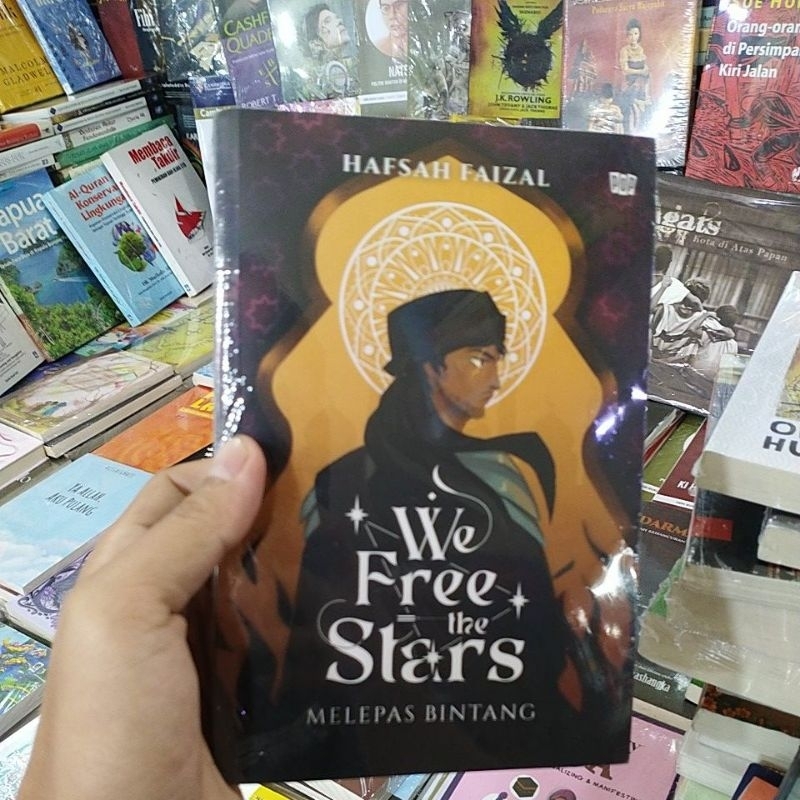 buku novel we free the stars original