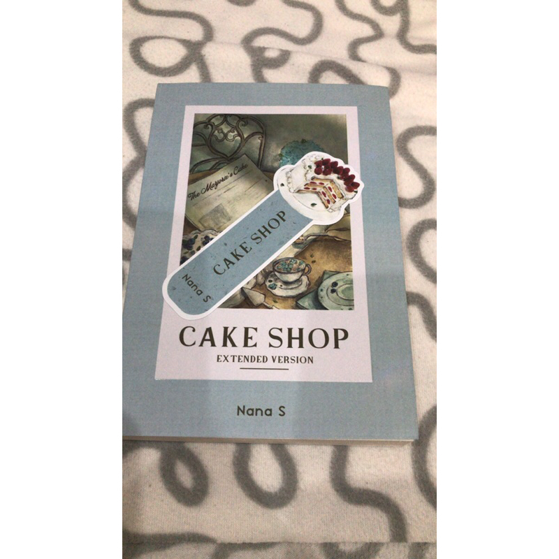 

Novel Cake Shop ( Preloved ) | Good Condi