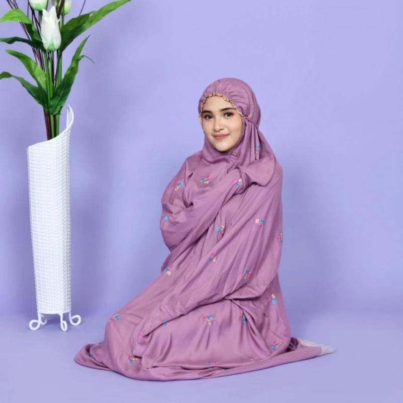 Mukena terusan dewasa bordir tabur bunga 3