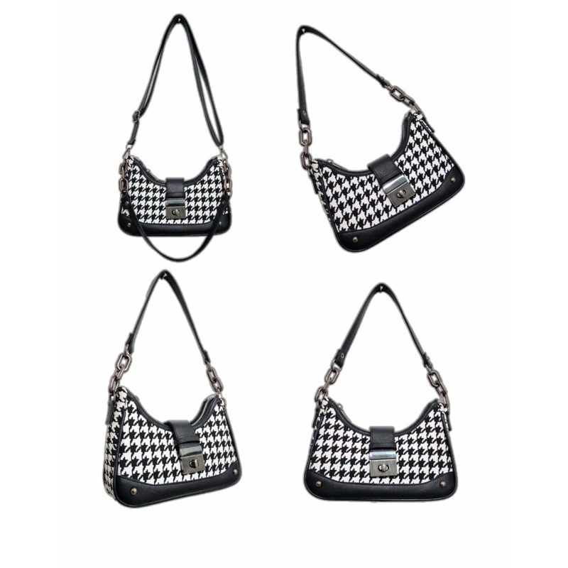 Tas//catur//