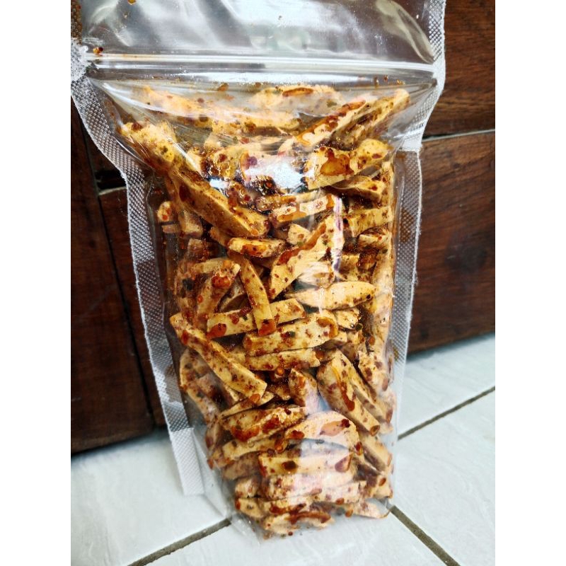 

basreng stik pedas daun jeruk/keripik basreng