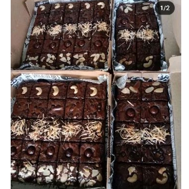 

BROWNIS/FUDGY BROWNIS 20X20/FUDGY BROWNIS 10X20 / BROWNIS PANGGANG