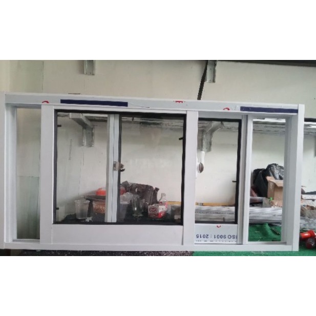 kusen jendela aluminium sliding + ornamen 70x60 packing kayu