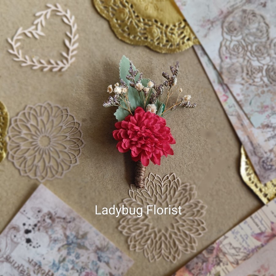 Corsage bunga jas merah pom red groom panitia bros pin