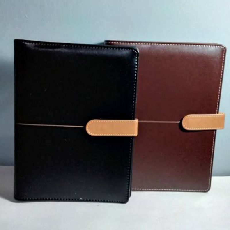 

Binder kulit A5 kancing satu warna hitam dan coklat