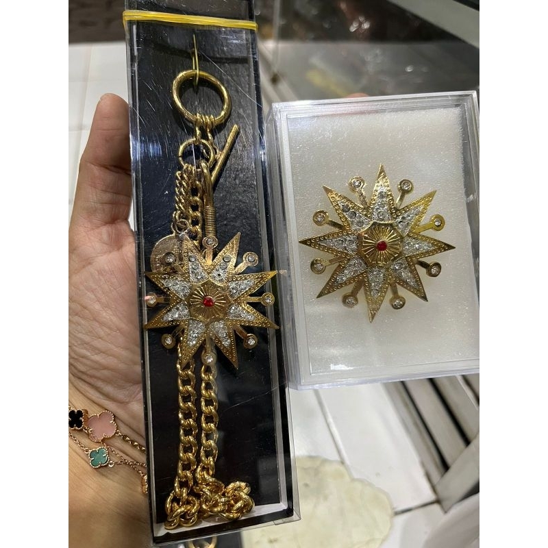 Rantai beskap dan Bros beskap/benggol beskap