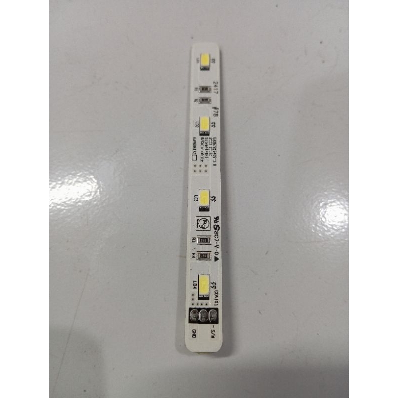 LAMPU LED KULKAS LG EAV636132