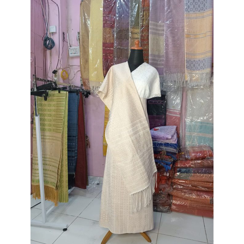 Songket  PENGANTIN Tumtuman Tanpa Sambung (TTS) BENANG kristal warna putih tulang