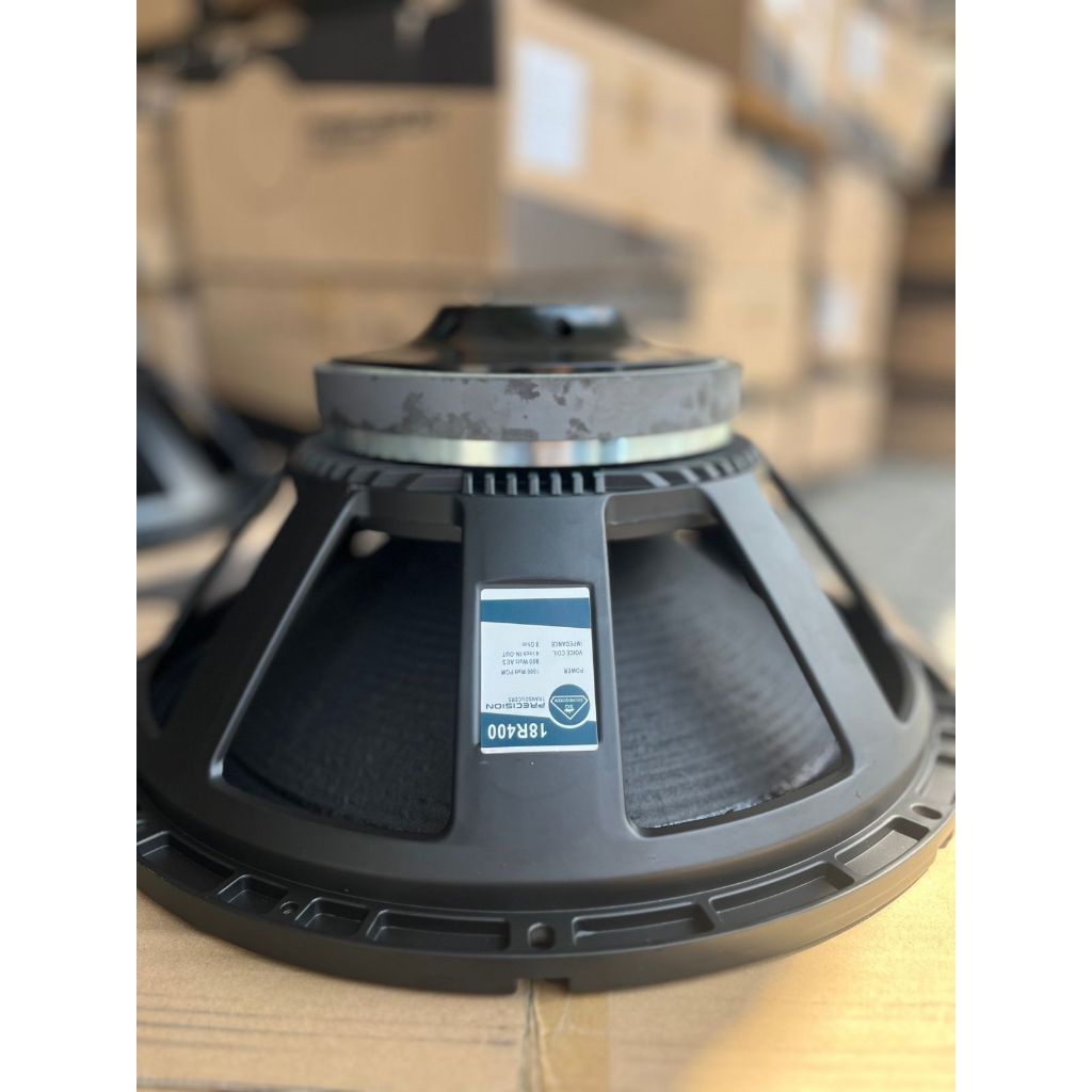Speaker Soundqueen 18R400 Speaker Subwofer 18inch coil 4inch