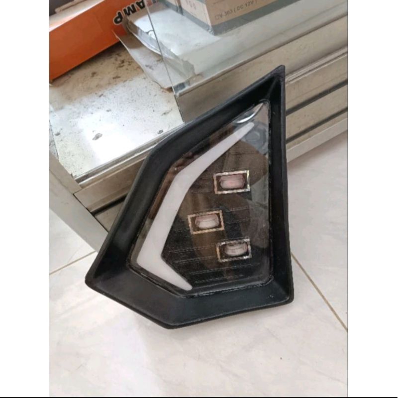 sepasang headlamp lampu depan jetbus 5 KW