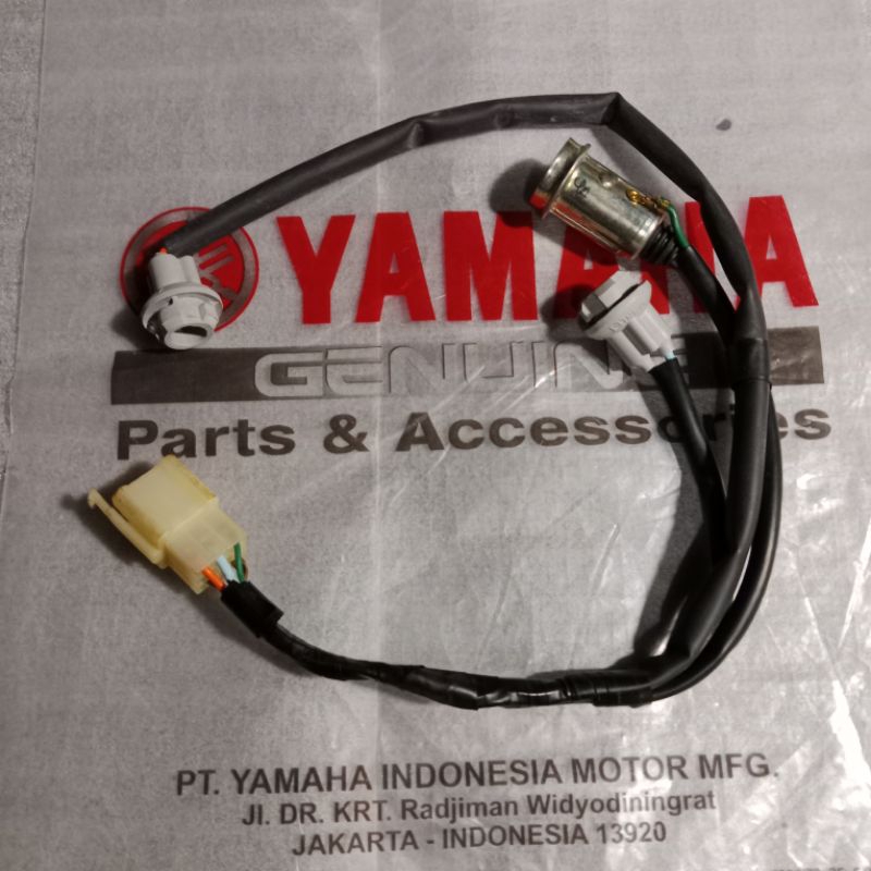 soket kabel fiting lampu stop rem lampu belakang yamaha mio j 54P