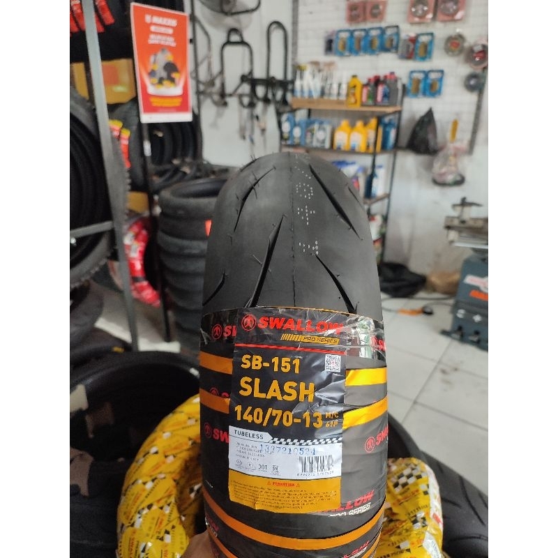 BAN MOTOR NMAX TUBLESS SWALLOW SLASH 140/70-13 SOFTCOMPOUND