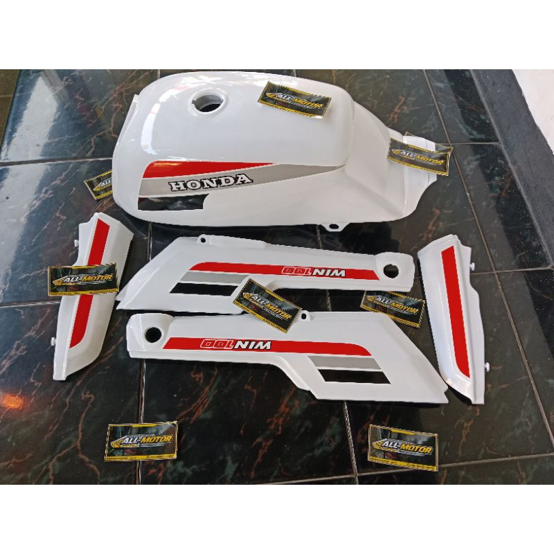 Paket tangki honda win cover body bok aki honda win win 100 Warna Putih