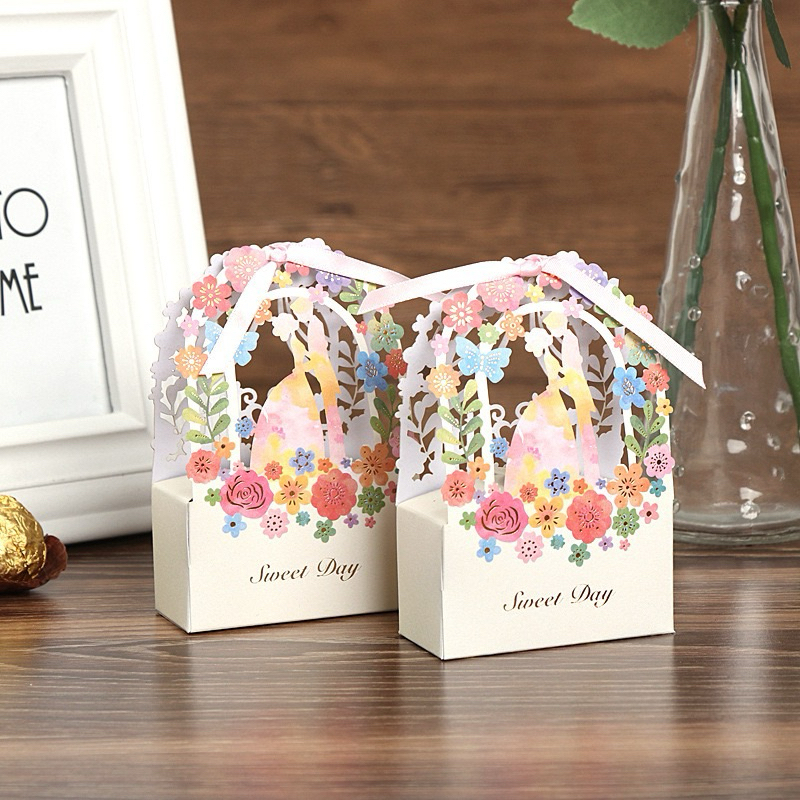 

Joyful TERBARU Paper Bag Couple Nikahan / Paper Bag Souvernir Nikah / Lamaran Hantaran Tea Pai Wedding Gift / Candy Box Pasangan Red Wed / Kotak Permen Pernikahan / Goodie Bag Sangjit Sweet Days