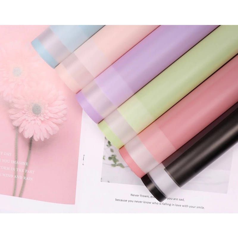 

5 Lembar Flower Wrapping Doff Kertas Buket Cellophane Doff Border