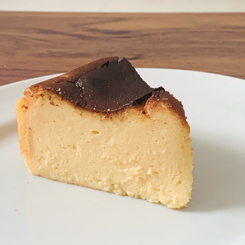 

Lula’s Treats - Classic Burnt Cheesecake [Premium Ingredients]