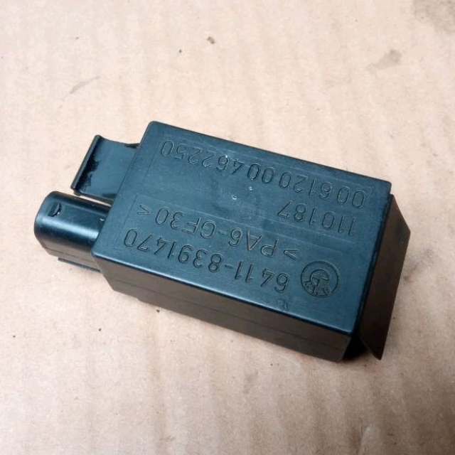 Sensor F AUC Auxilliary Extra Fan Original BMW E36 E38 E39 8391470