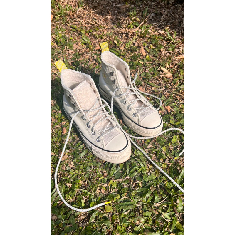 Sepatu Converse platform (preloved)