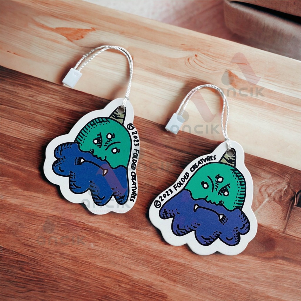 

hangtag700gsm, hangtag kertas, hangtag, label kertas, hangtag baju