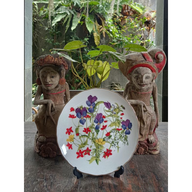 piring keramik royal Albert