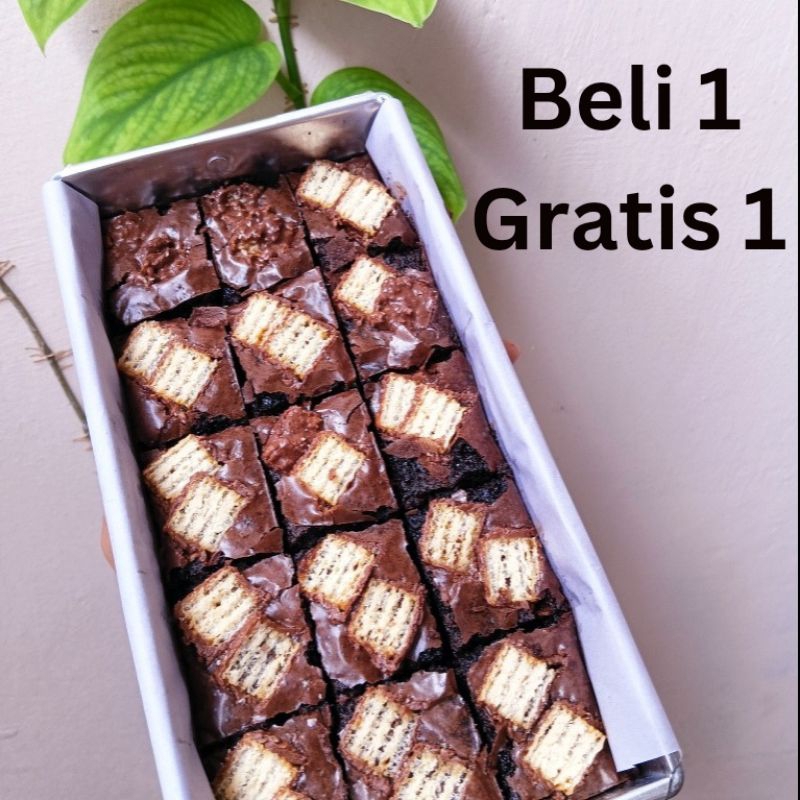 

Beli 1 Gratis 1 Fudgy Brownies panggang ukuran 18 x10