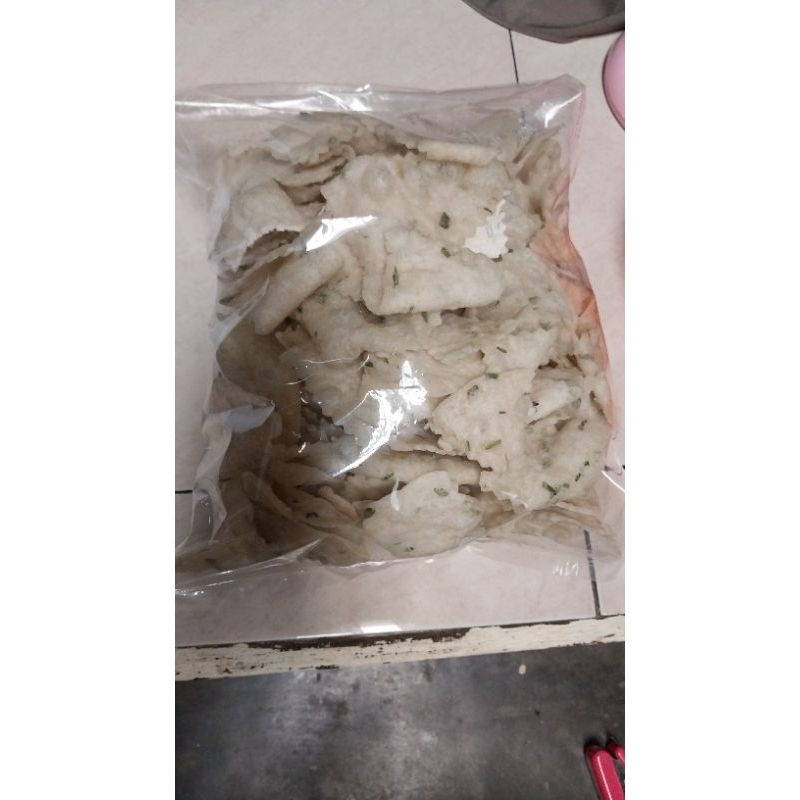 

kripik cireng renyah/ kripik cireng bawang/kripik cireng isi 500 gram