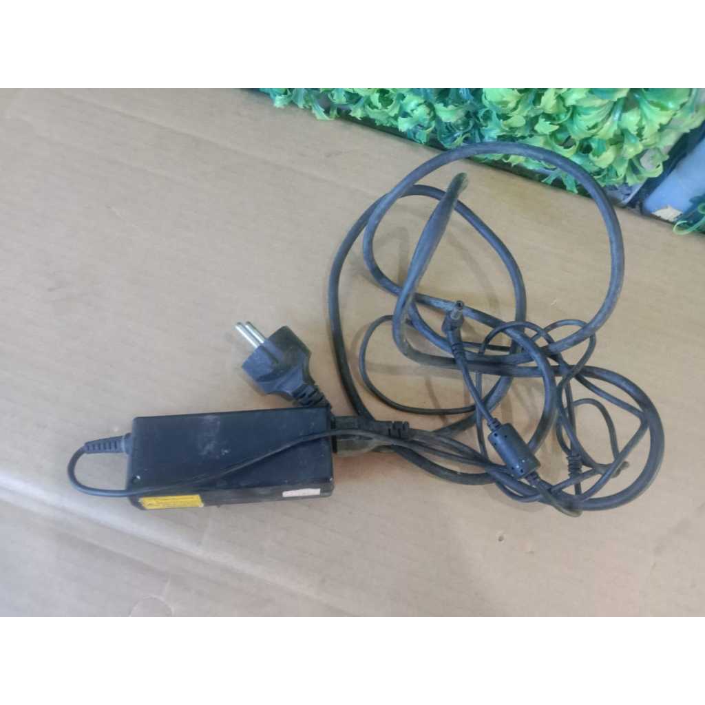 bekas normal ces laptop Charger  Asus Ori 19V 3.42A 65W A42 A42F A43 A43E A43S A43U A44 A44H 45 X45A