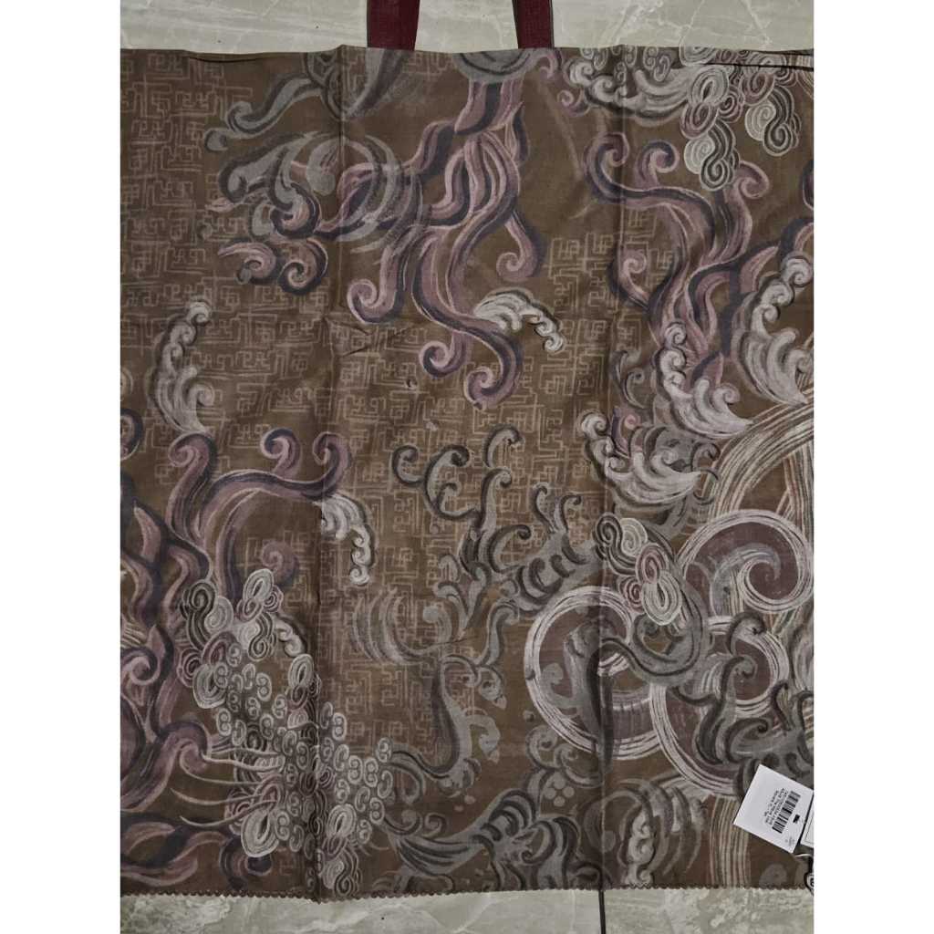 Buttonscarves The Wave Square Series (As Is Items)