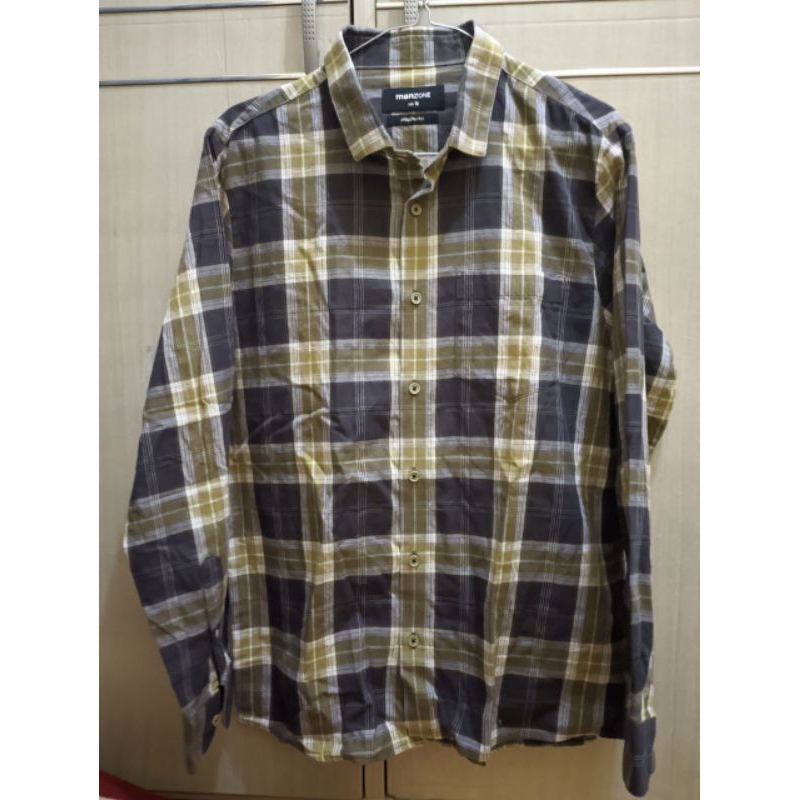 kemeja kotak manzone